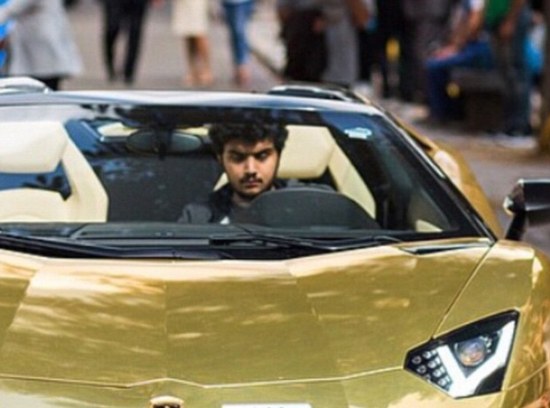 Dàn siêu xe của tỉ phú Arab "rung chuyển" London ảnh 1